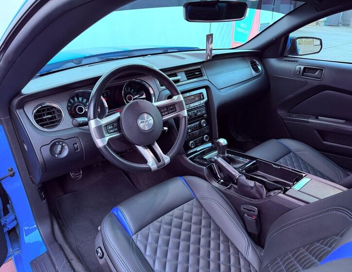Ford Mustang Kupé 5,0 l 313 kw