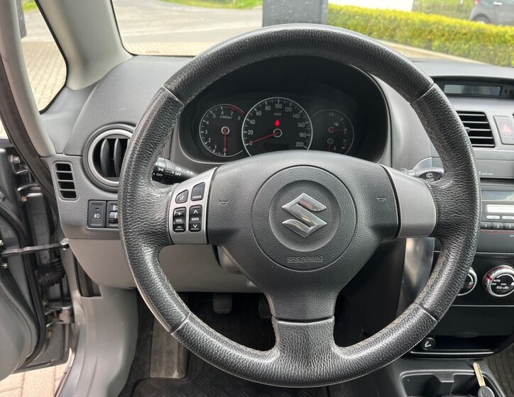 Suzuki SX4 SUV / Terénní 1,6 l 79 kw