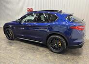 Alfa Romeo Stelvio 5