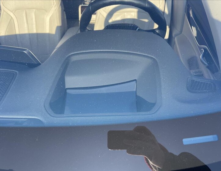 BMW Řada 7 Sedan 3,0 l 210 kw