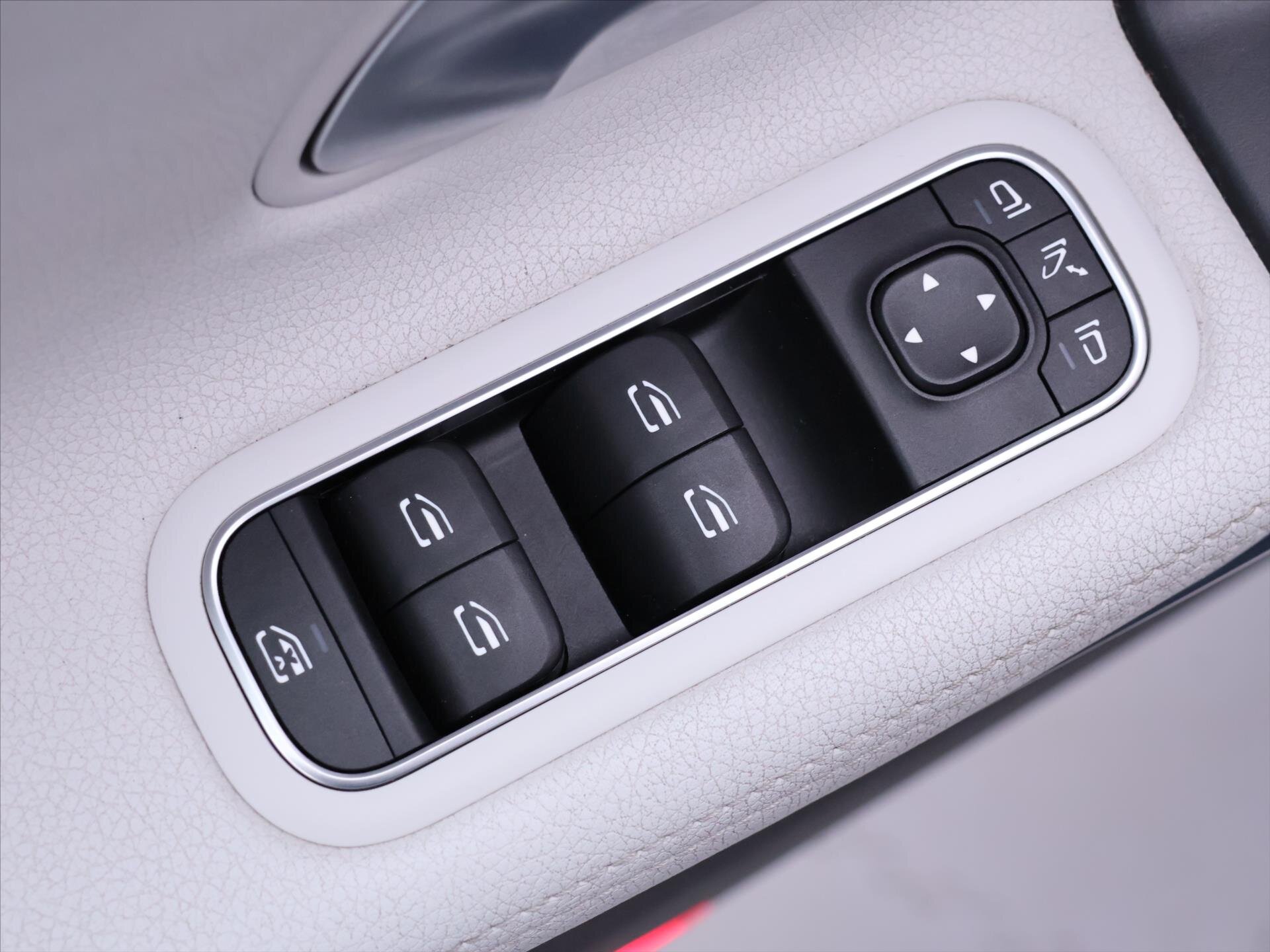 Mercedes-Benz CLA Kombi 2,0 l 225 kw