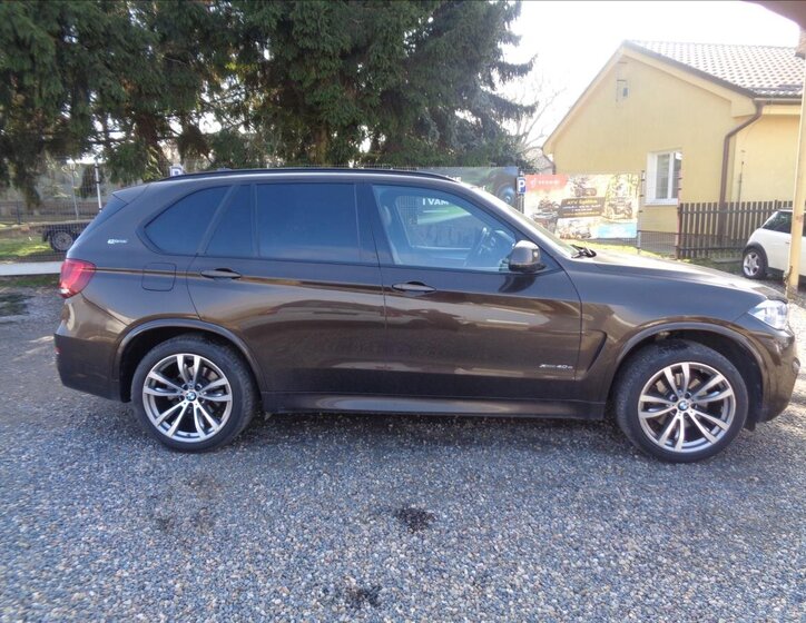 BMW X5 Kombi 2,0 l 180 kw