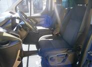 Ford Tourneo Custom 13