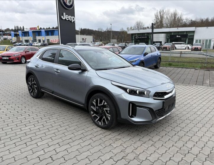 KIA XCeed SUV / Terénní 1,6 l 110 kw
