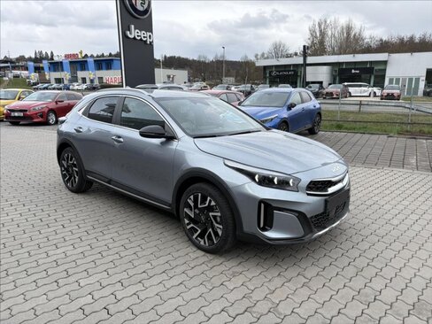 KIA XCeed SUV / Terénní 1,6 l 110 kw