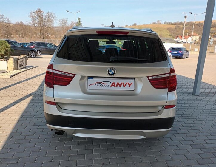 BMW X3 SUV / Terénní 2,0 l 135 kw