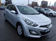 Hyundai i30 Kombi 1,6 l 99 kw