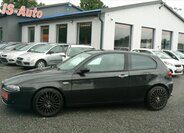 Alfa Romeo 147 1