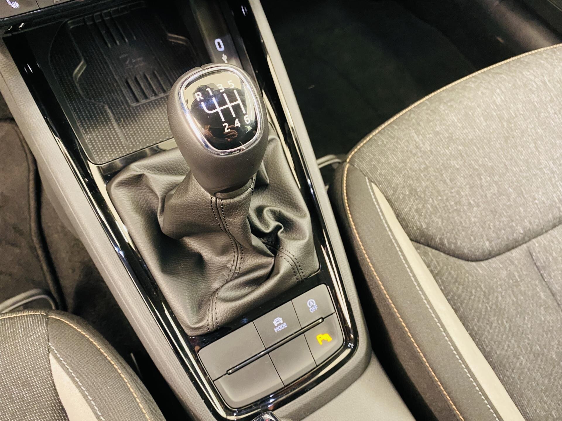 Škoda Kamiq Hatchback 999,0 85 kw