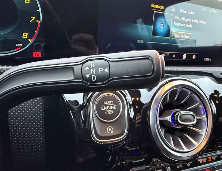 Mercedes-Benz CLA Kombi 2,0 l 310 kw