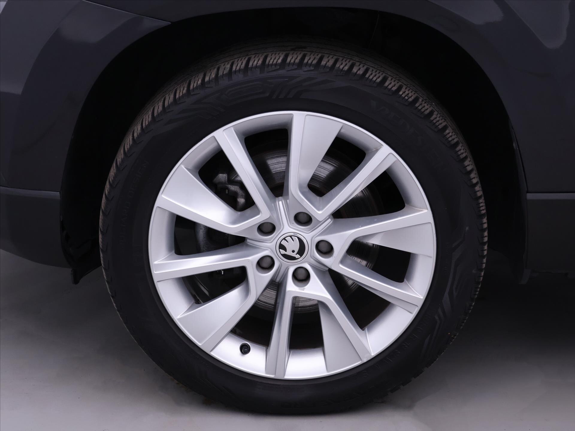 Škoda Karoq SUV / Terénní 999,0 85 kw