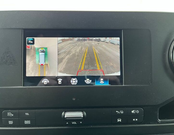 Mercedes-Benz Sprinter 13