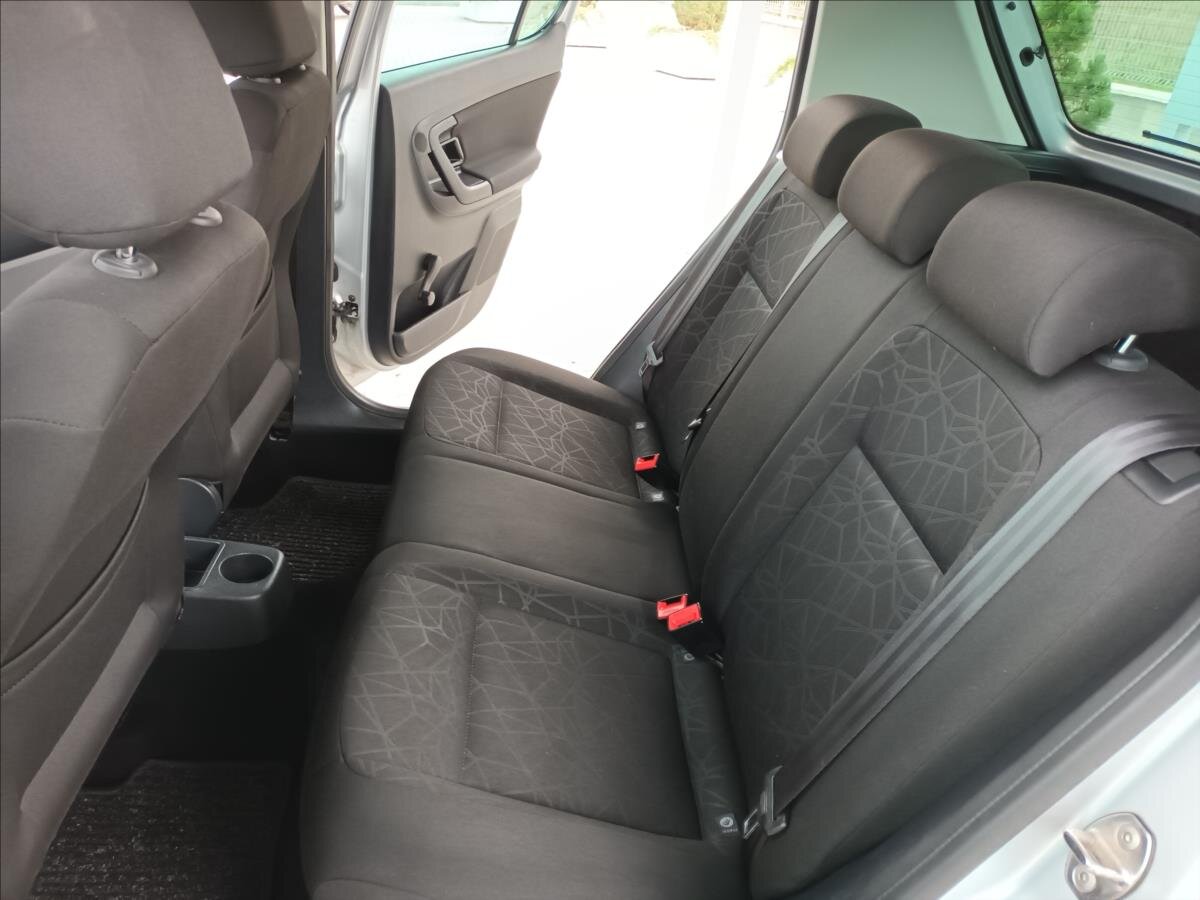 Škoda Fabia Hatchback 1,2 l 44 kw