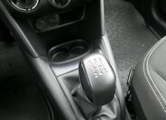 Peugeot 208 Hatchback 1,2 l 61 kw