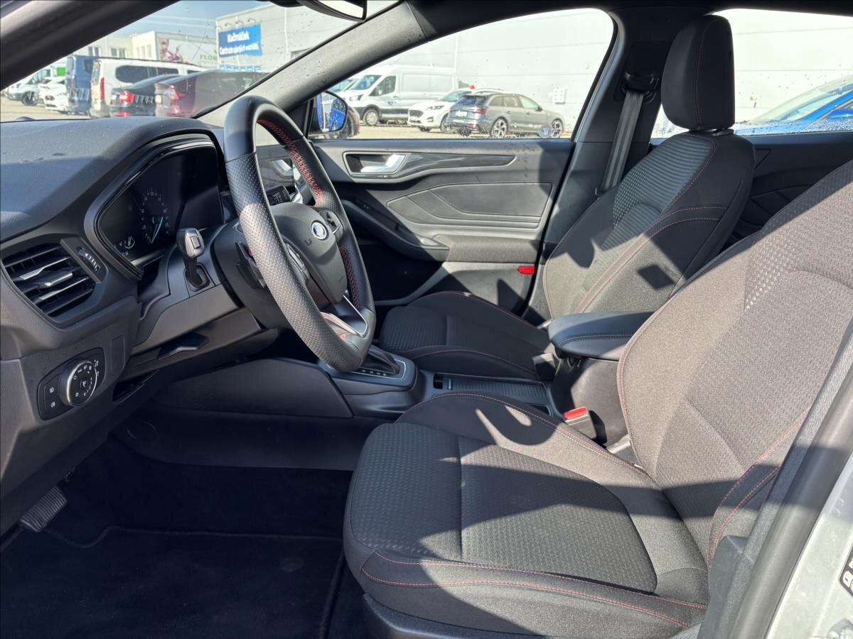 Ford Focus Kombi 999,0 92 kw