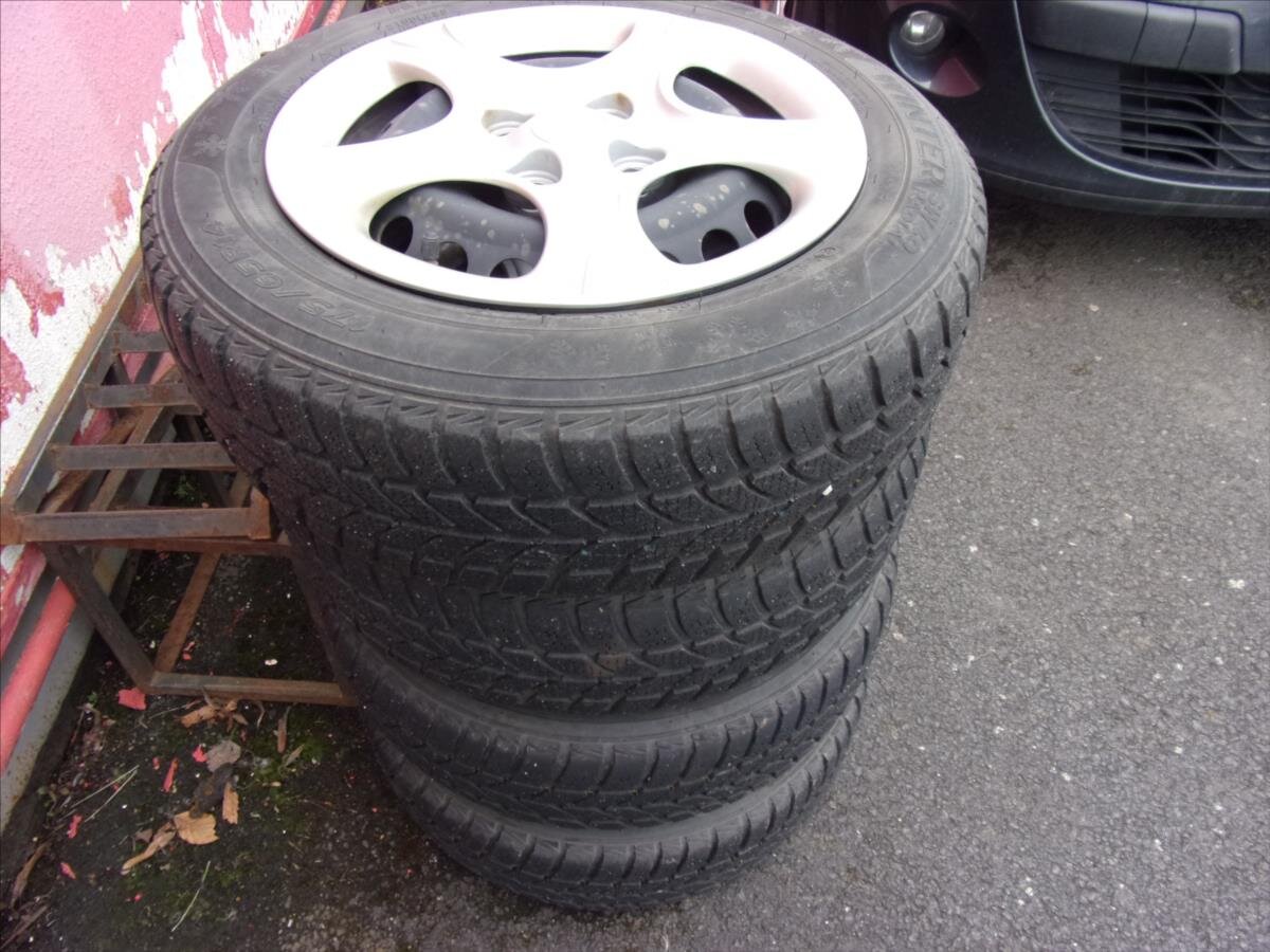 KIA Picanto Ostatní 998,0 49 kw