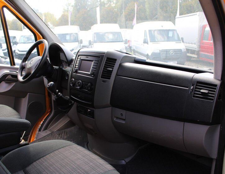 Mercedes-Benz Sprinter Užitková 2,1 l 120 kw