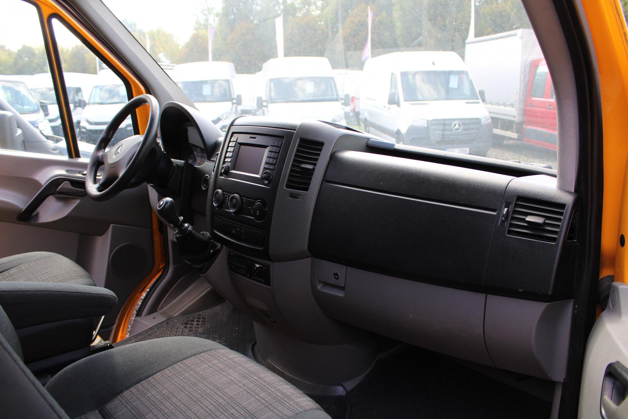 Mercedes-Benz Sprinter Užitková 2,1 l 120 kw