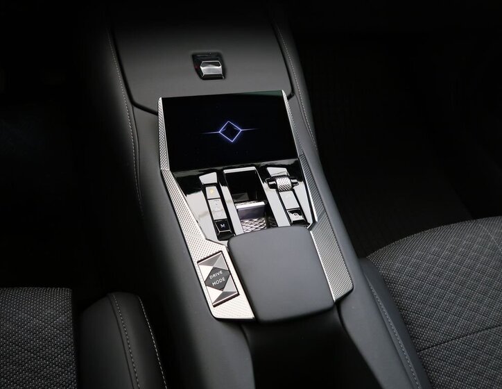 DS Automobiles DS4 Hatchback 1,2 l 100 kw