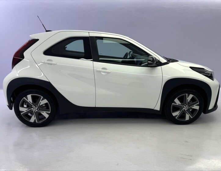 Toyota Aygo Hatchback 1,5 l 85 kw