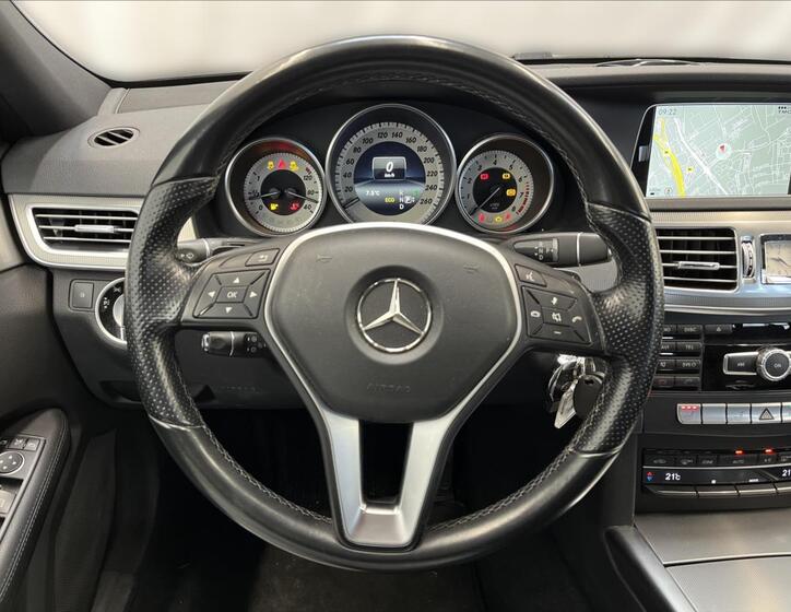 Mercedes-Benz Třídy E 10