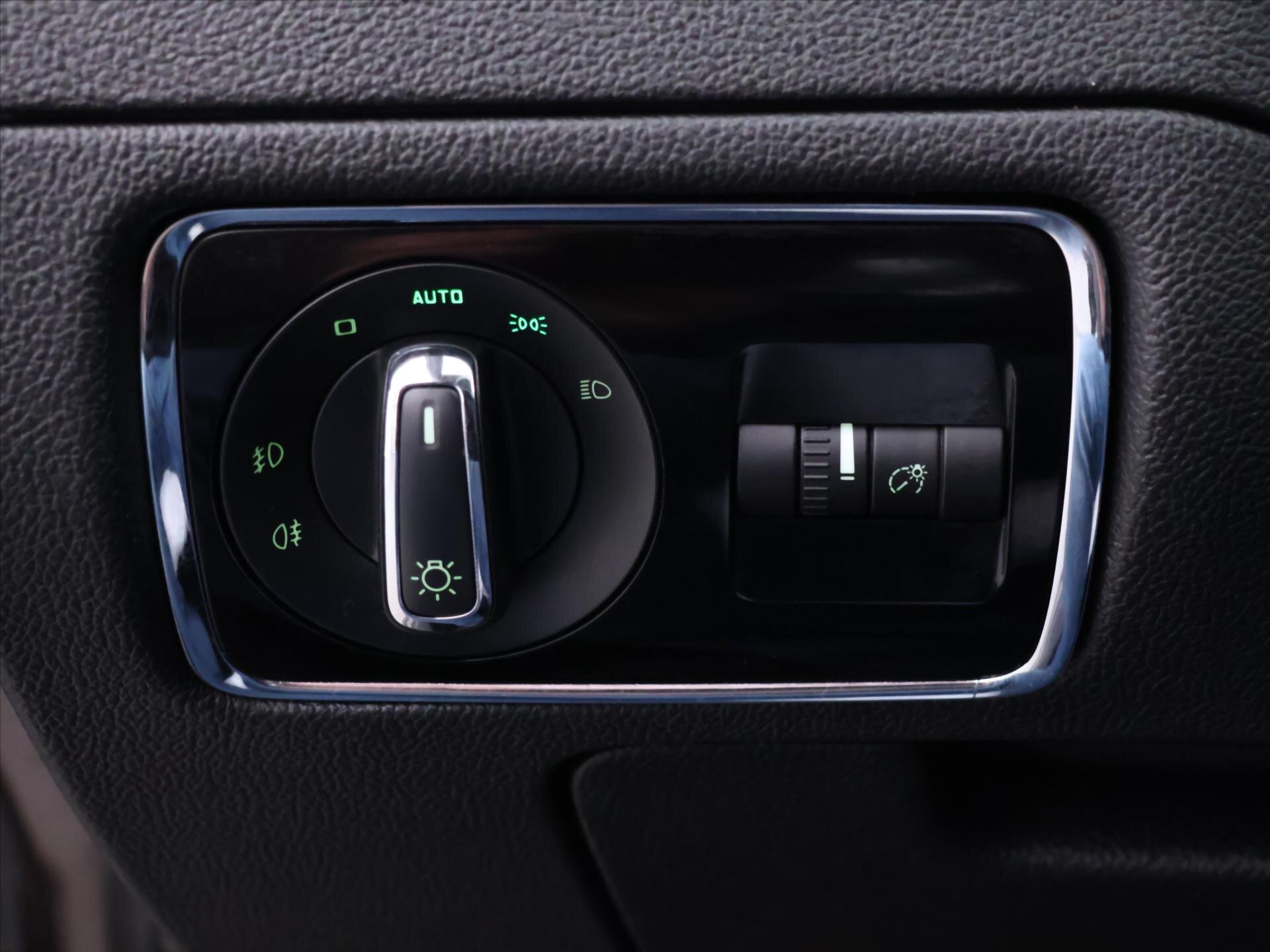 Škoda Superb Kombi 2,0 l 103 kw