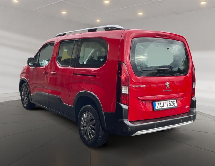 Peugeot Rifter 4