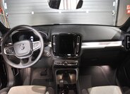Volvo XC40 SUV / Terénní 2,0 l 120 kw