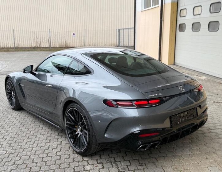 Mercedes-Benz AMG GT Kupé 4,0 l 430 kw