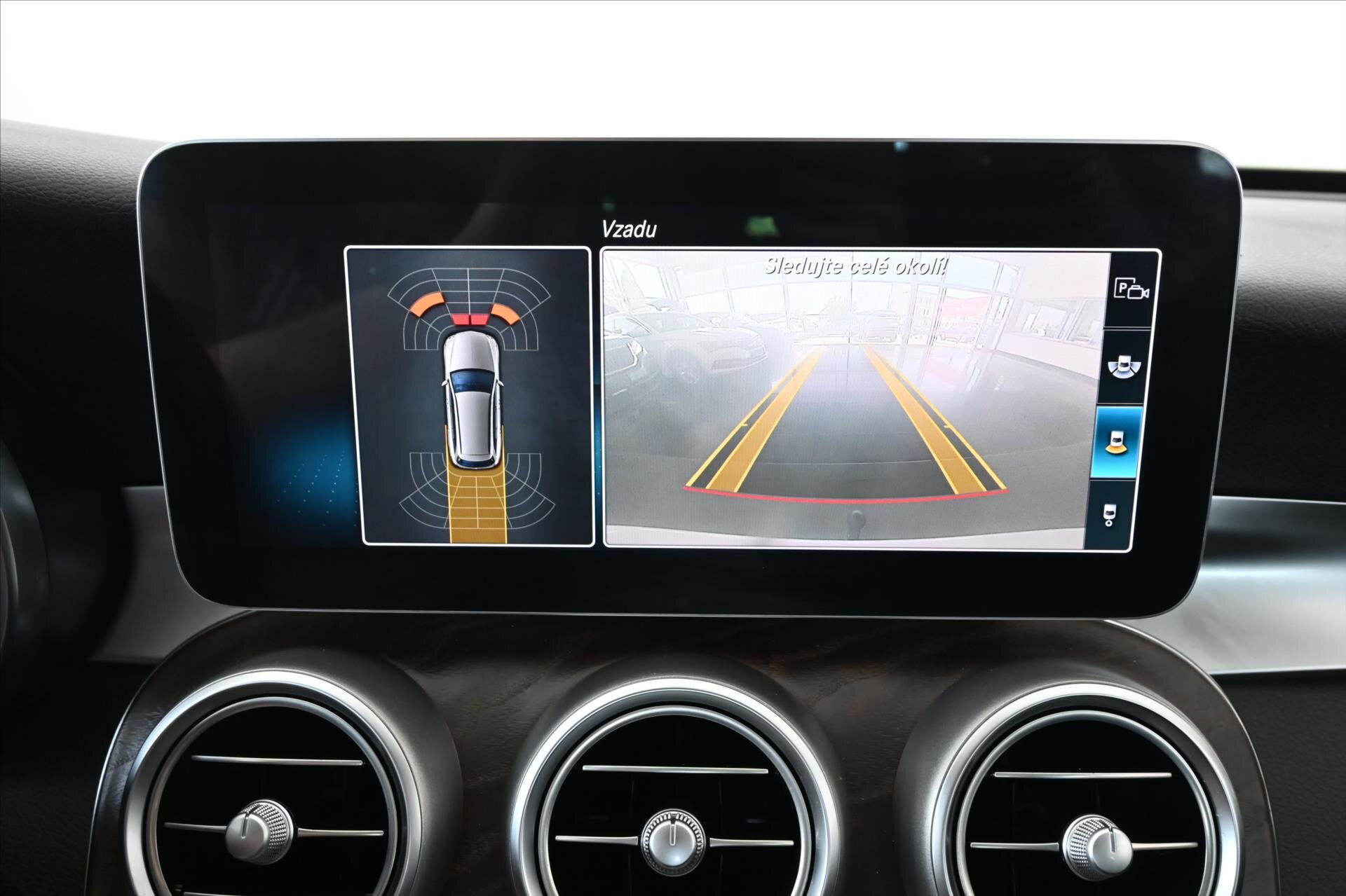 Mercedes-Benz Třídy C Kombi 2,0 l 143 kw