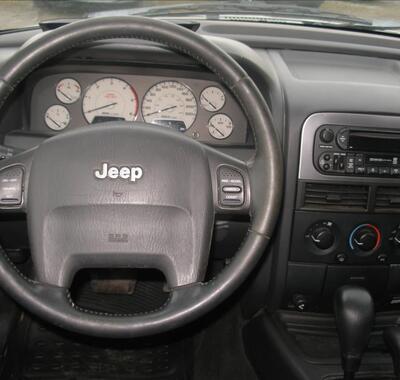 Jeep Grand Cherokee 9