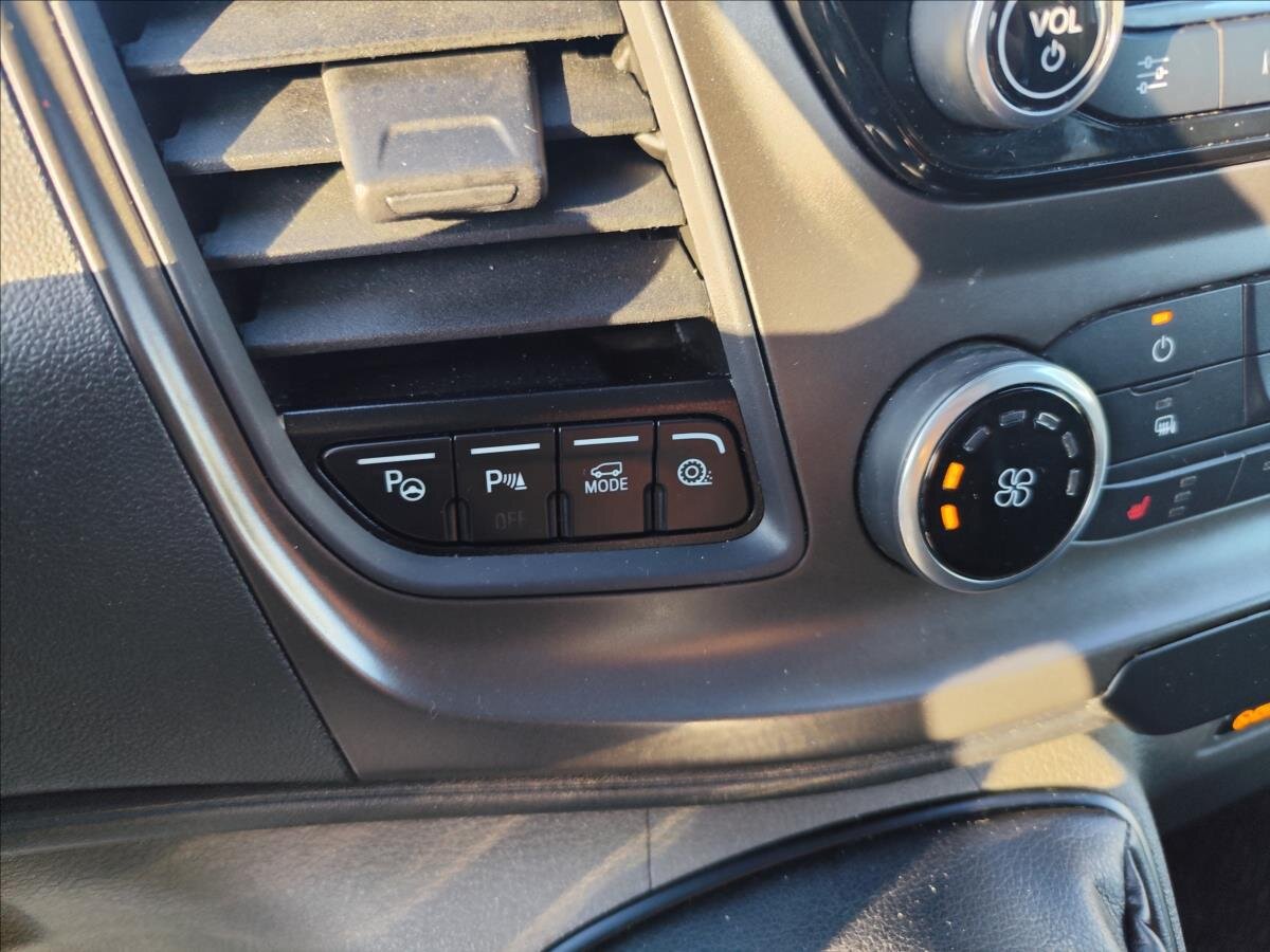 Ford Transit Custom Kombi 2,0 l 96 kw