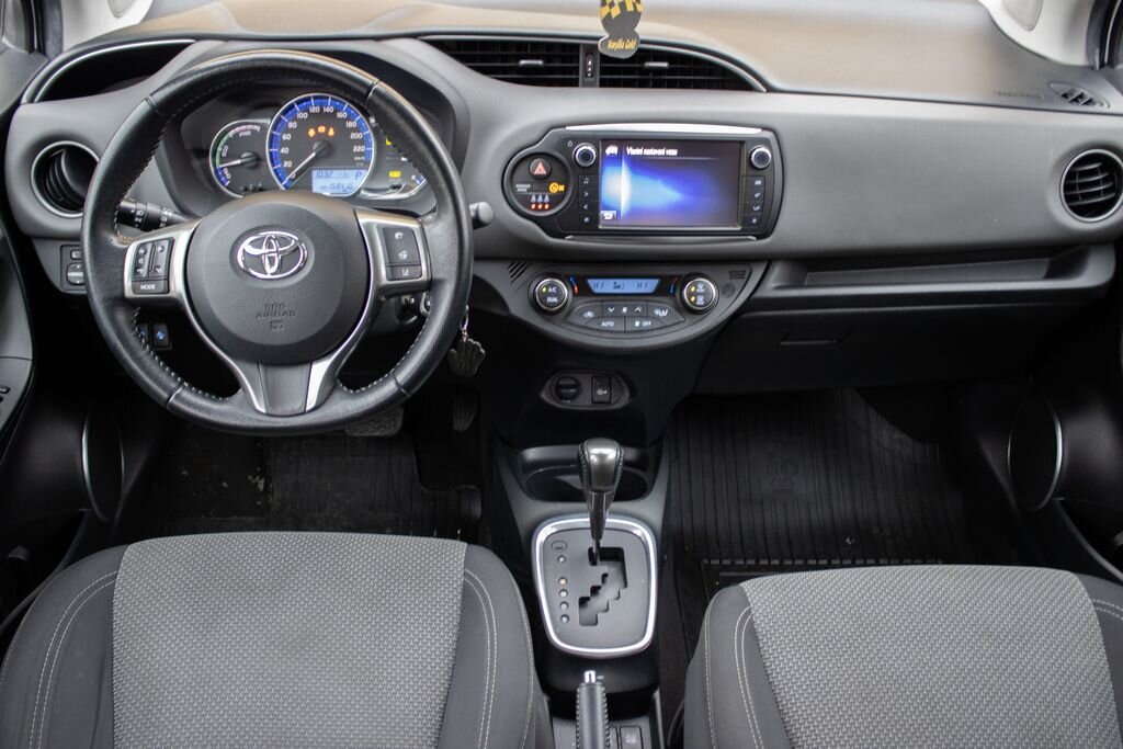 Toyota Yaris Hatchback 1,5 l 74 kw