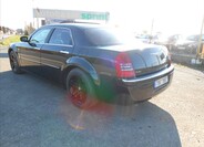 Chrysler 300C 9