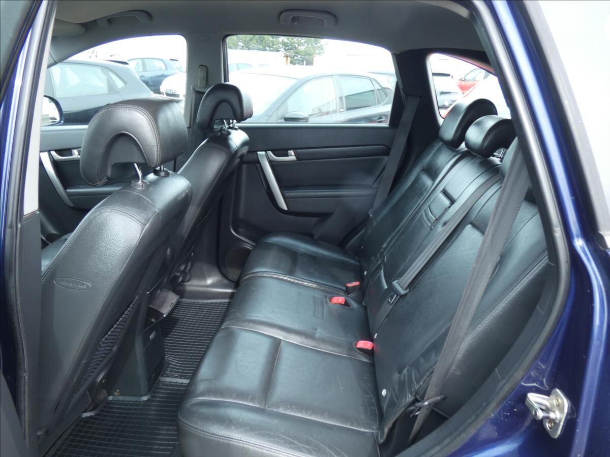 Chevrolet Captiva SUV 2,4 l 100 kw