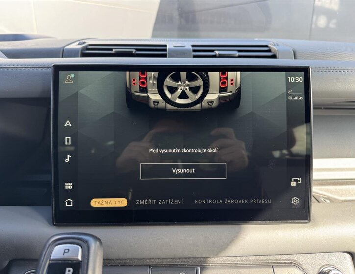 Land Rover Defender SUV / Terénní 3,0 l 221 kw