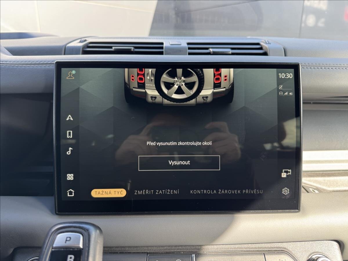 Land Rover Defender SUV / Terénní 3,0 l 221 kw