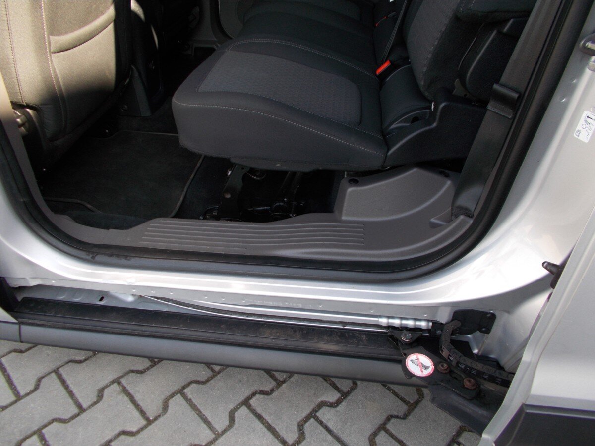 Ford Tourneo Connect MPV 1,5 l 88 kw