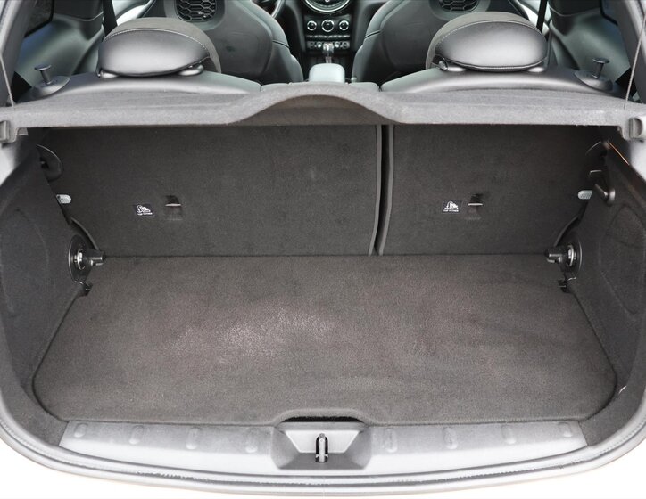 Mini Cooper Hatchback 2,0 l 170 kw