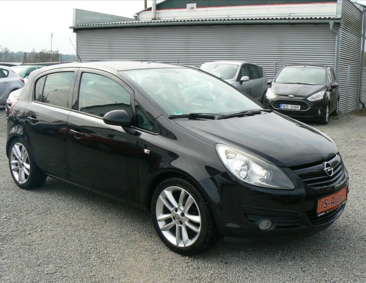 Opel Corsa Hatchback 1,4 l 66 kw
