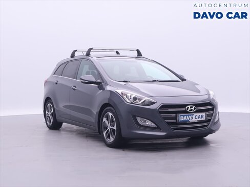 Hyundai i30 Kombi 1,6 l 99 kw