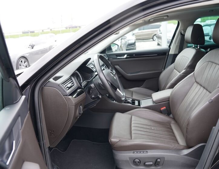 Škoda Superb Kombi 2,0 l 140 kw