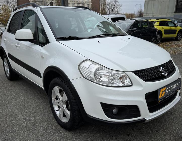 Suzuki SX4 16
