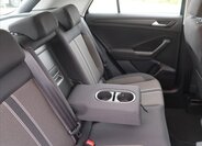 Volkswagen T-Roc SUV 1,5 l 110 kw