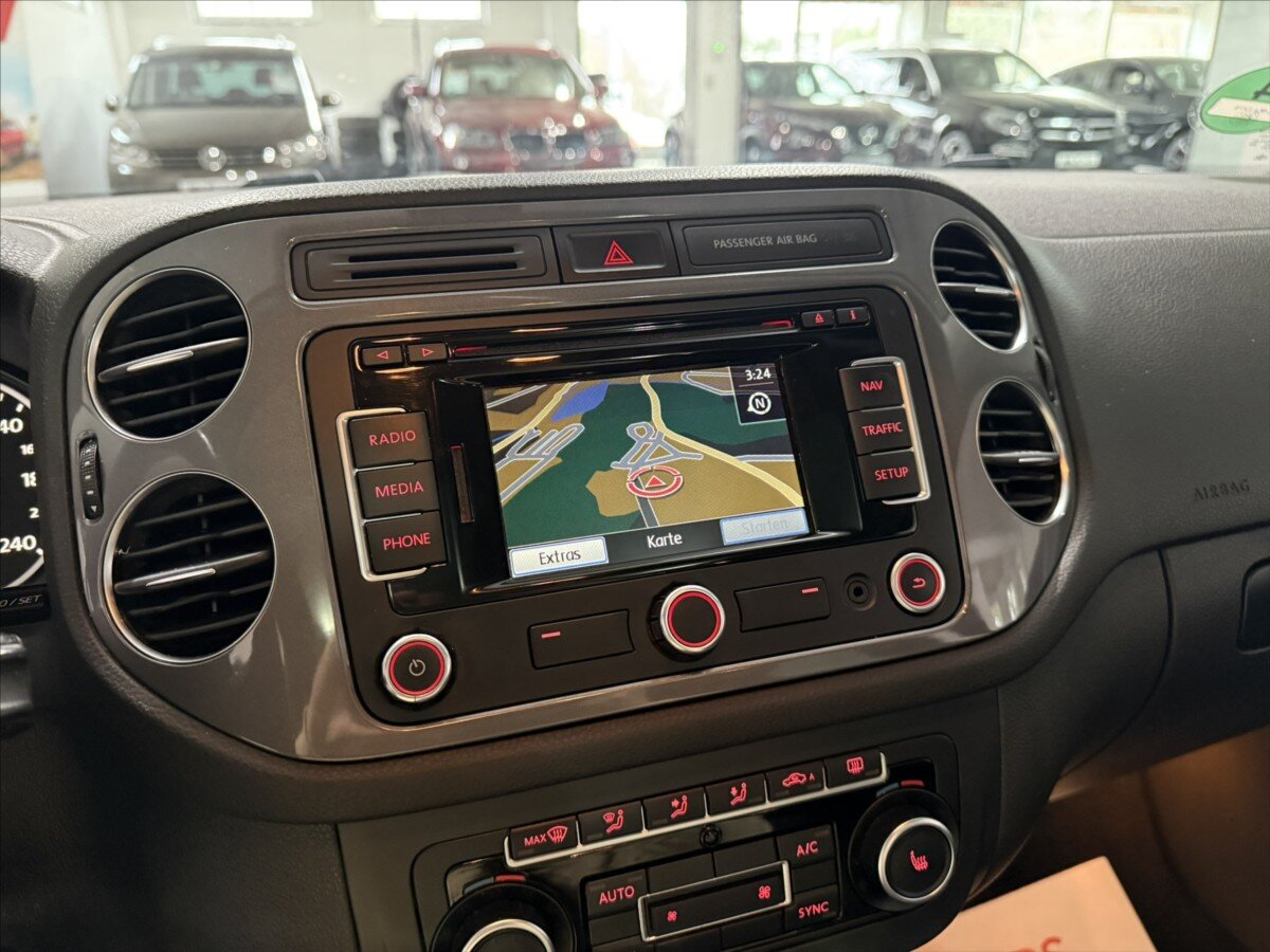 Volkswagen Tiguan SUV / Terénní 1,4 l 118 kw