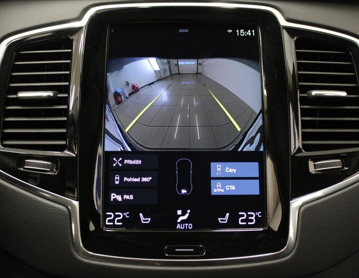 Volvo XC90 SUV 2,0 l 173 kw