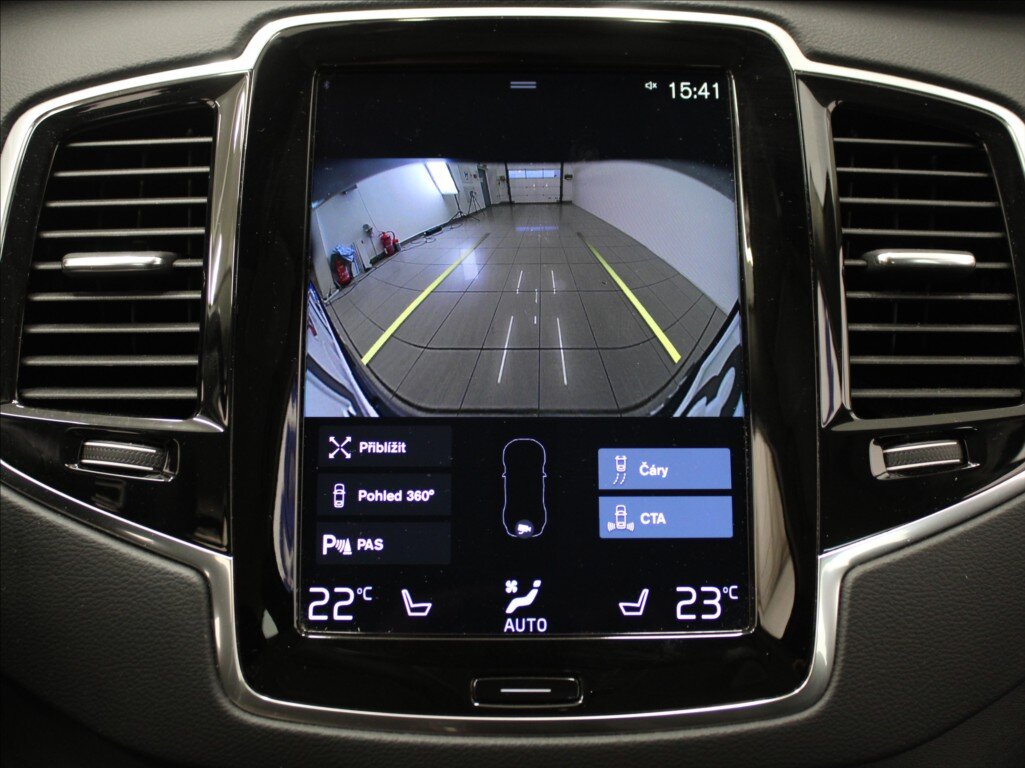 Volvo XC90 SUV 2,0 l 173 kw