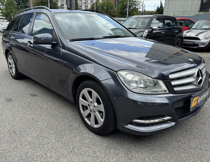 Mercedes-Benz Třídy C Kombi 2,1 l 88 kw
