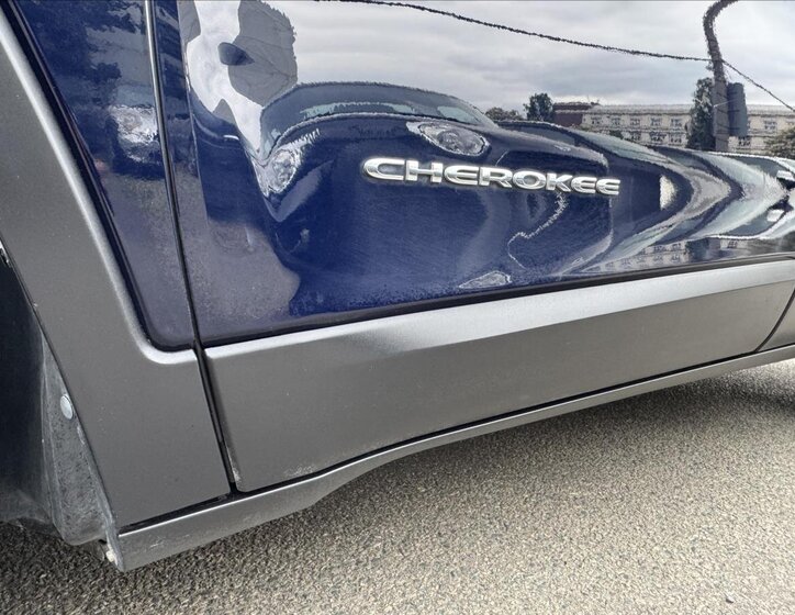 Jeep Cherokee Ostatní 2,0 l 103 kw