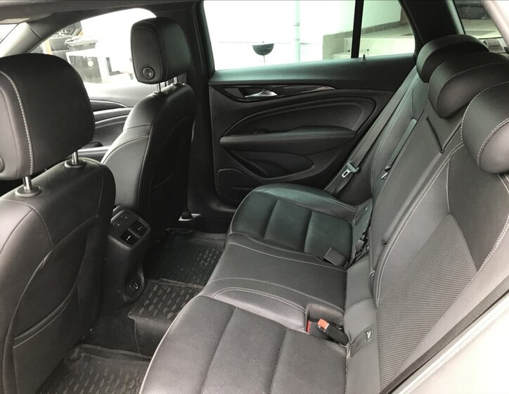 Opel Insignia Kombi 2,0 l 125 kw